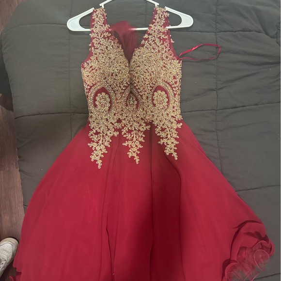 Quince Burgundy Dama Dress. Original price 80$ Listing price 60$ or best offer! - Picture 1 of 4